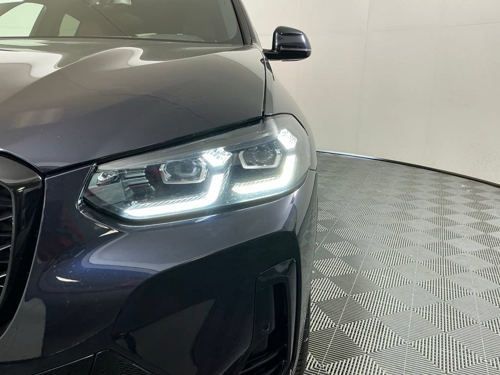 Certified 2024 BMW X4 xDrive30i w/ M Sport Package AWD/4WD image 8