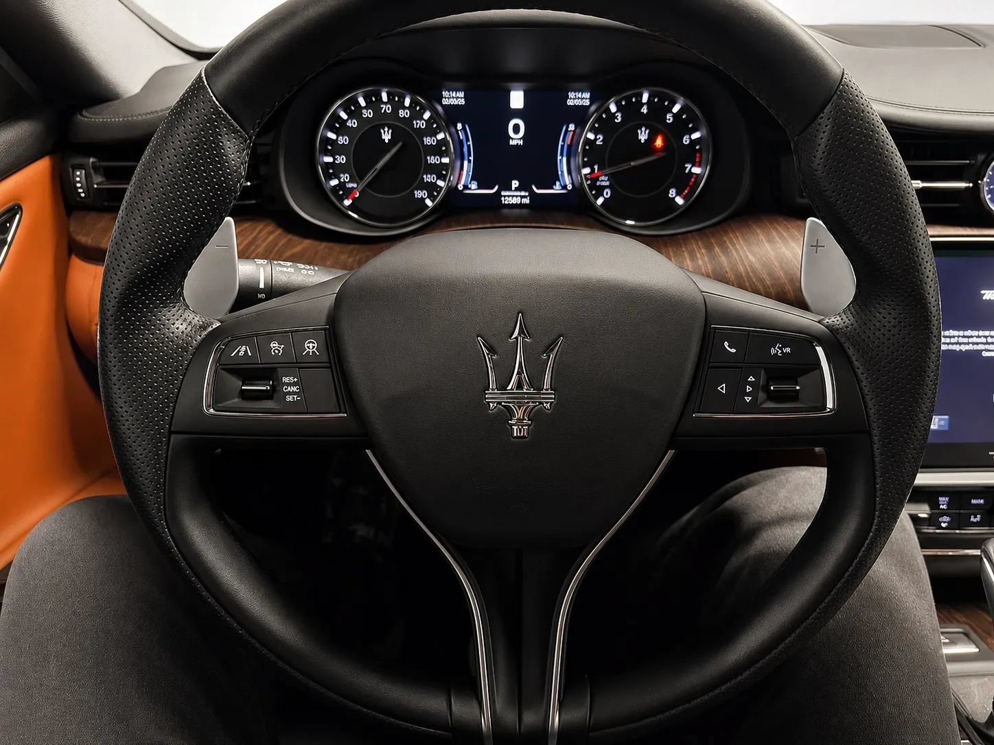 Used 2023 Maserati Quattroporte Modena RWD image 31