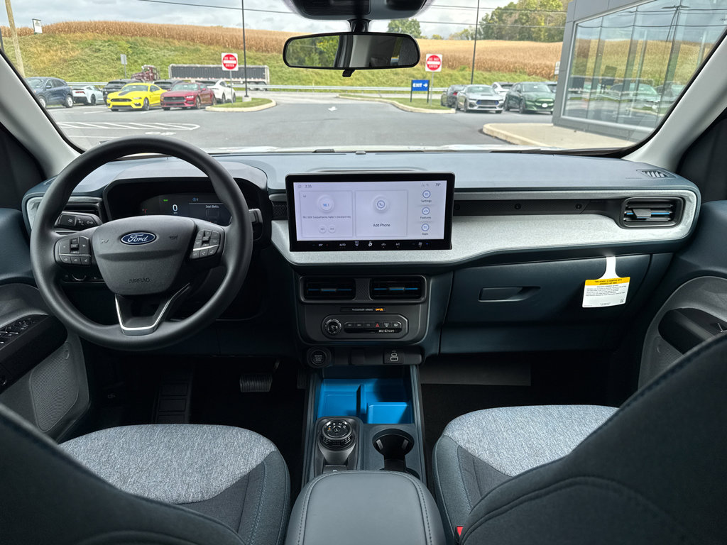 New 2025 Ford Maverick XLT image 3