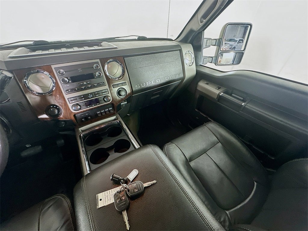 Used 2012 Ford F350 Lariat image 13