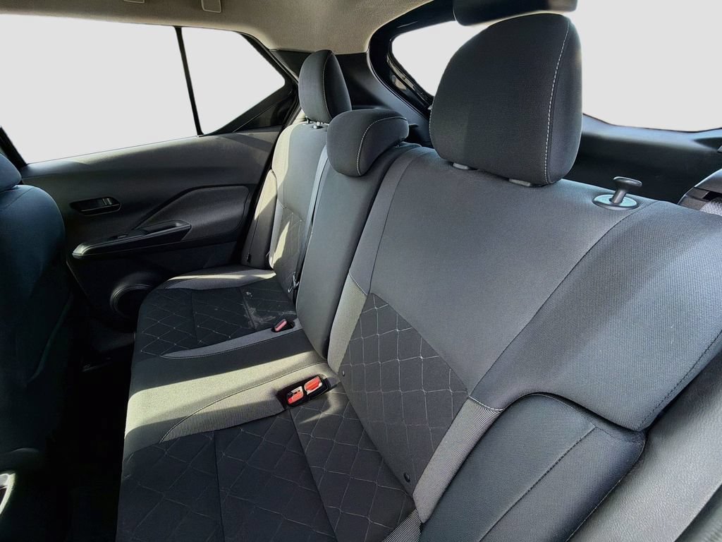 Used 2020 Nissan Kicks S FWD image 11