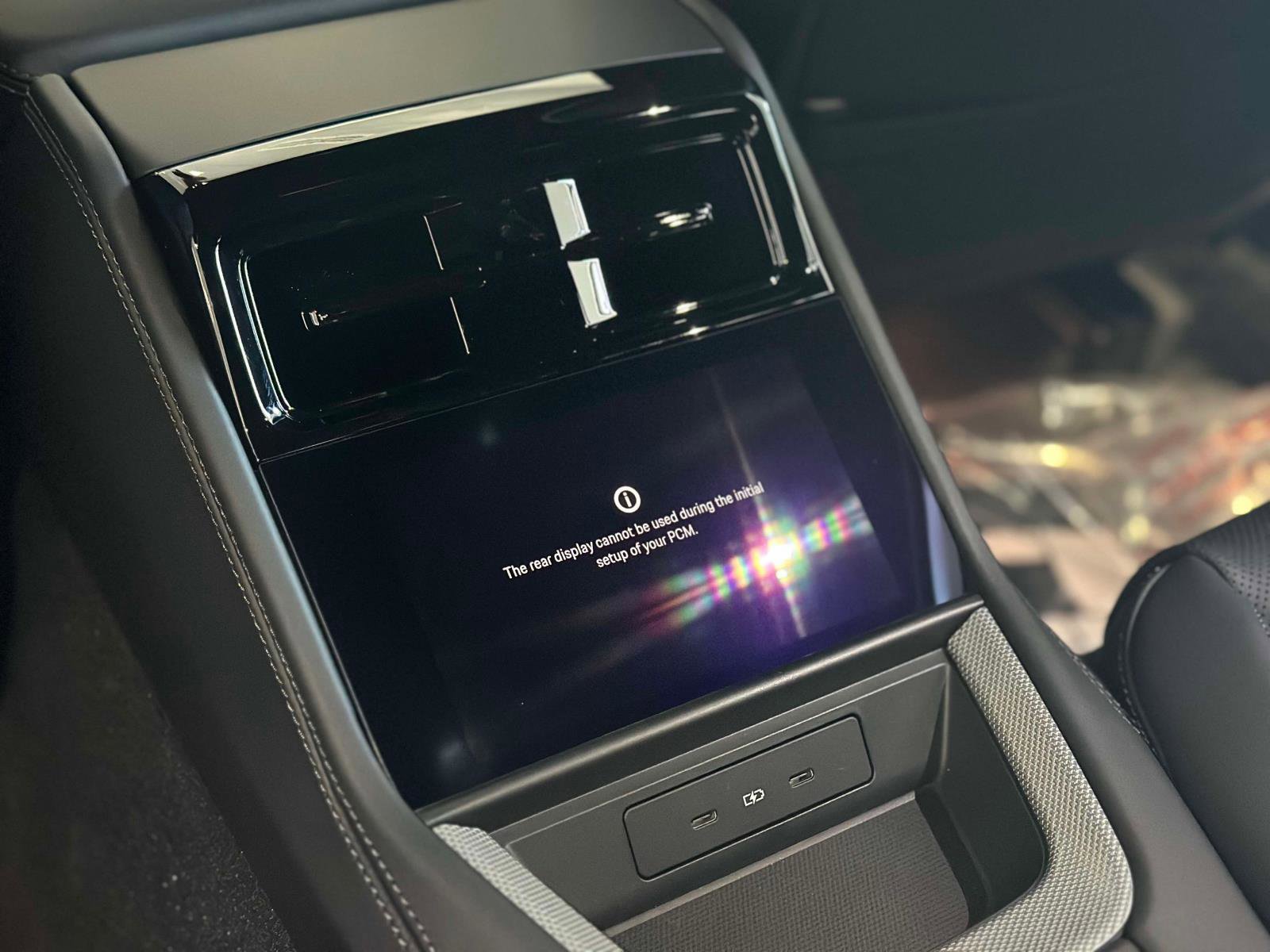 New 2025 Porsche Panamera 4 image 13