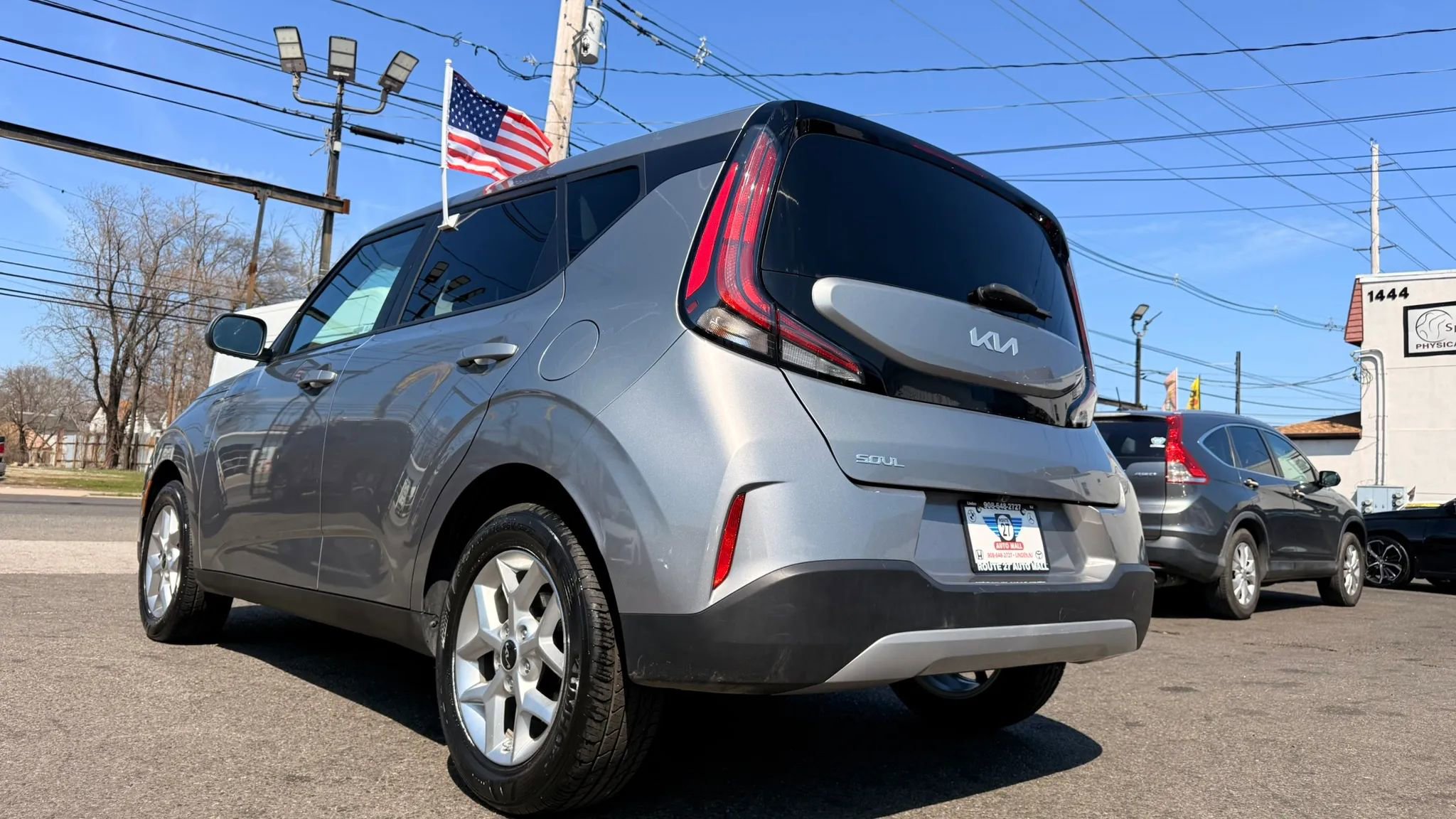 Used 2025 Kia Soul LX w/ LX Technology Package image 8