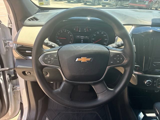Used 2023 Chevrolet Traverse LS FWD image 21