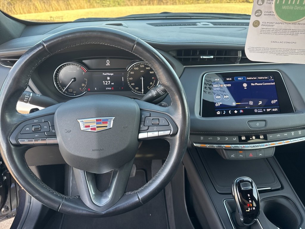 Used 2022 Cadillac XT4 Premium Luxury w/ Enhanced Visibility Package image 16