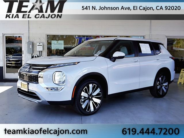 Used 2025 Mitsubishi Outlander SE AWD/4WD image 5