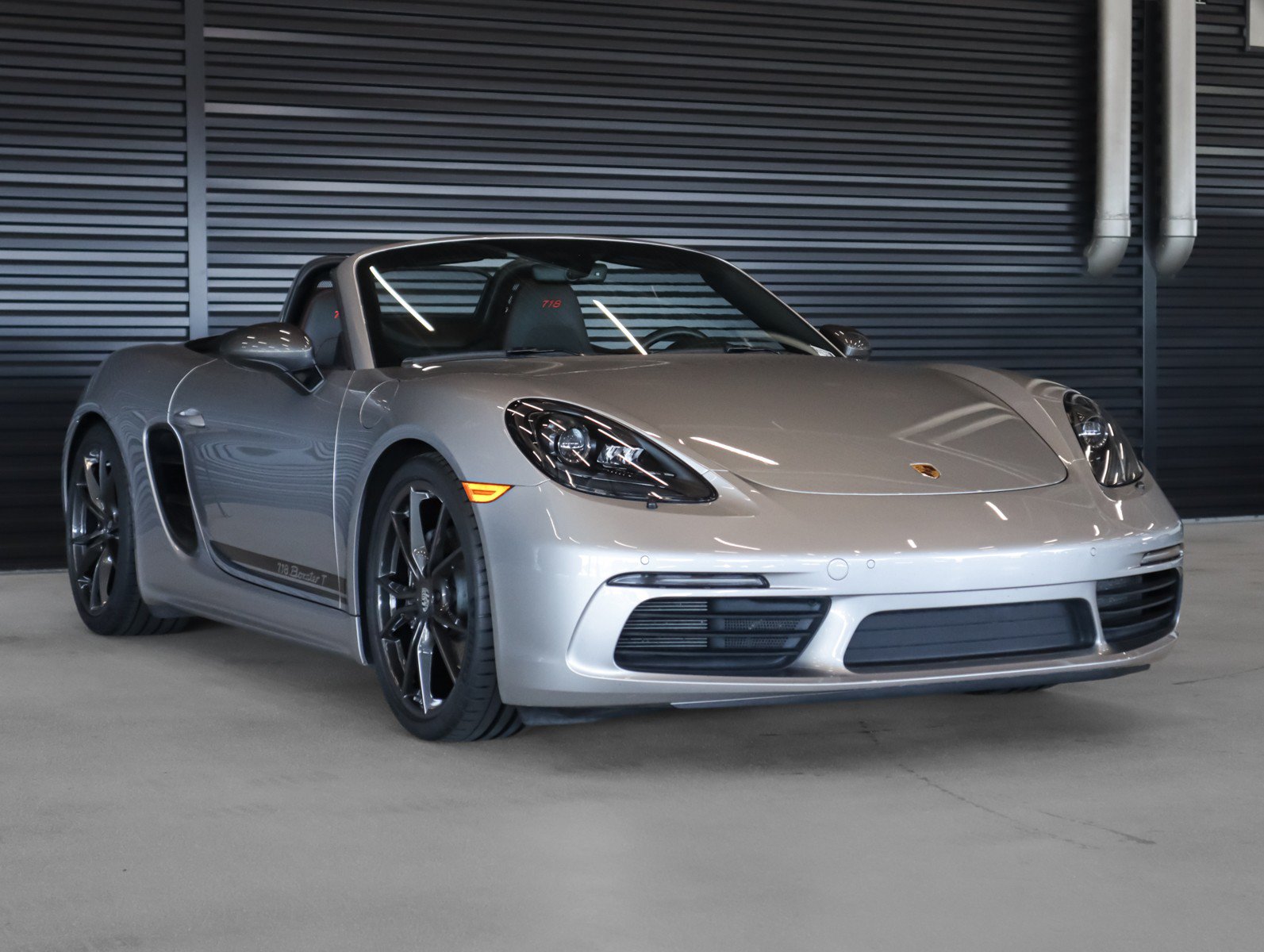 Certified 2023 Porsche 718 Boxster RWD image 6
