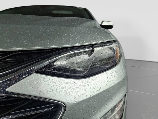 Used 2021 Chevrolet Malibu LT FWD image 11