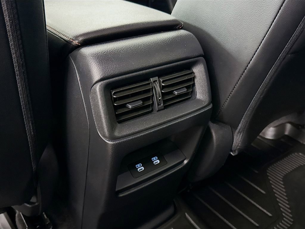 Used 2025 Honda CR-V Sport-L image 30