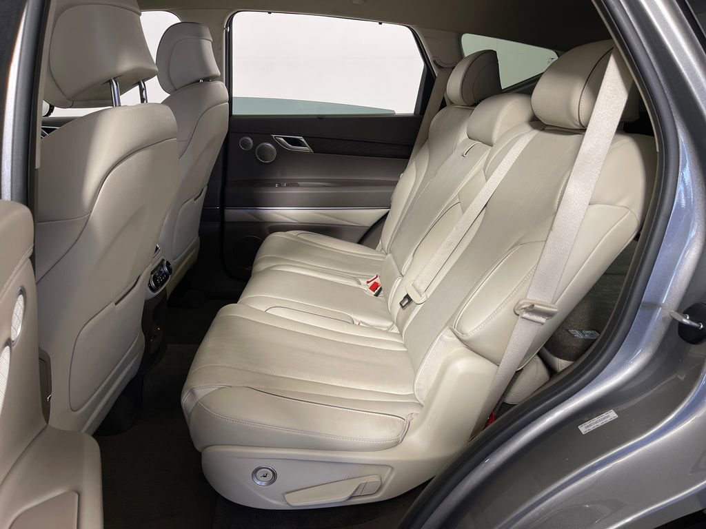 Used 2023 Genesis GV80 3.5T Advanced + image 13