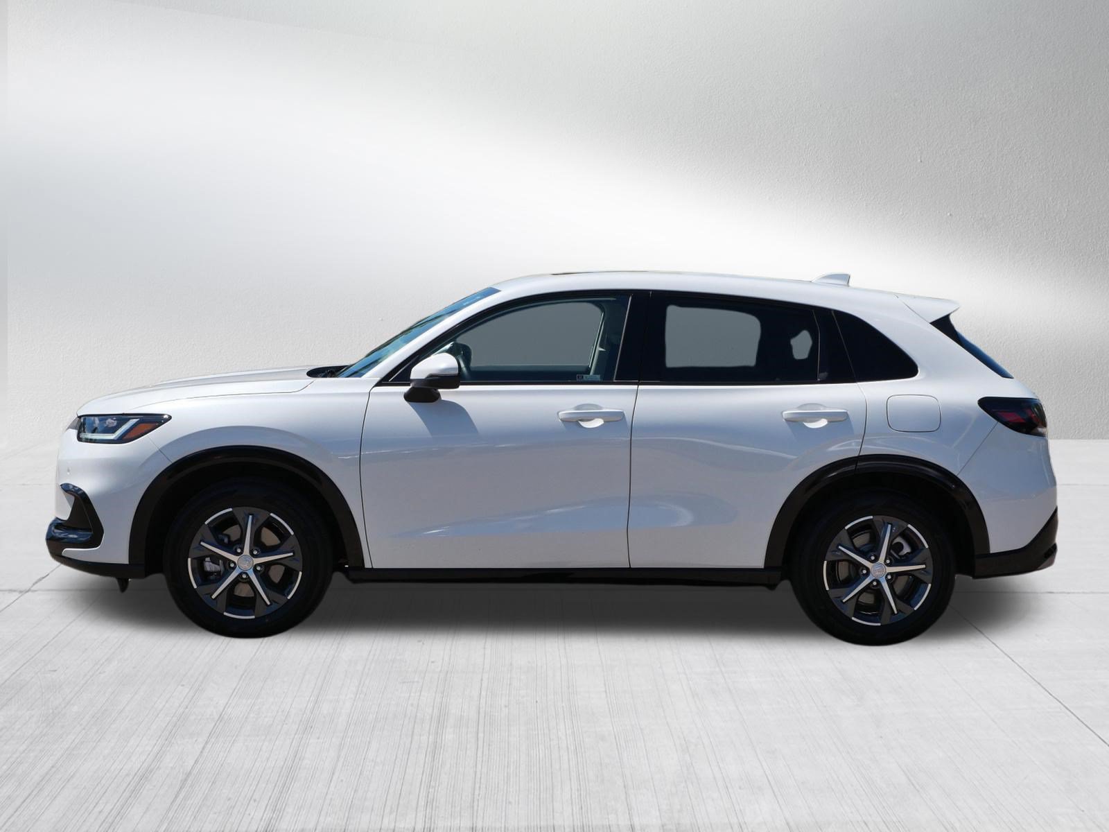 Used 2024 Honda HR-V EX-L image 4