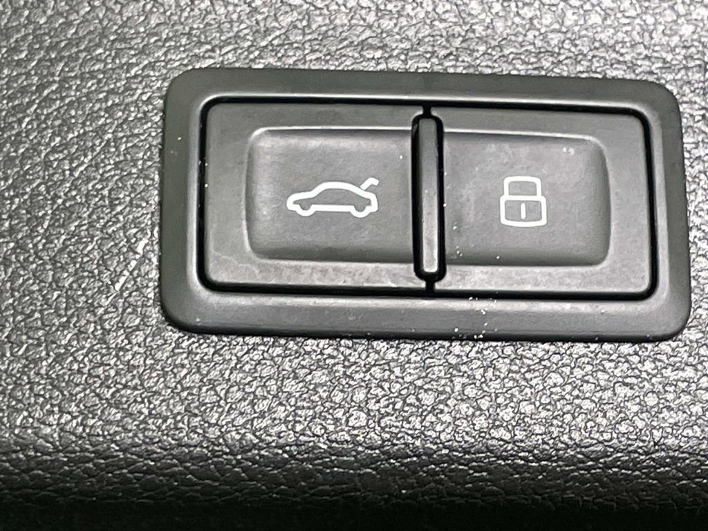 Used 2021 Audi Q3 2.0T Premium Plus image 20