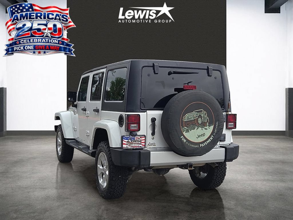 Used 2013 Jeep Wrangler Unlimited Sahara w/ Connectivity Group AWD/4WD image 3