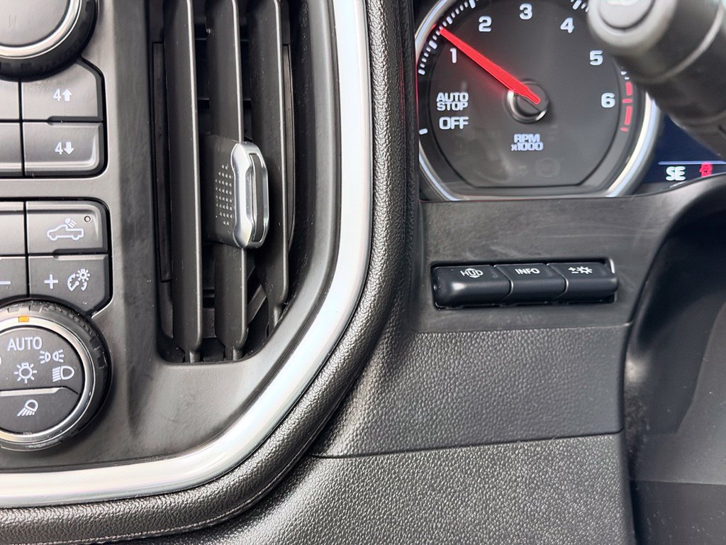 Used 2021 Chevrolet Silverado 1500 LTZ w/ LTZ Premium Package AWD/4WD image 40