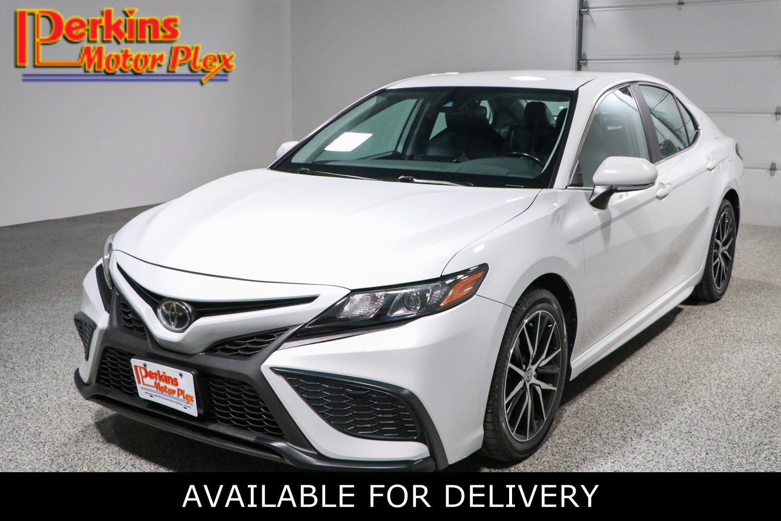 Used 2023 Toyota Camry SE