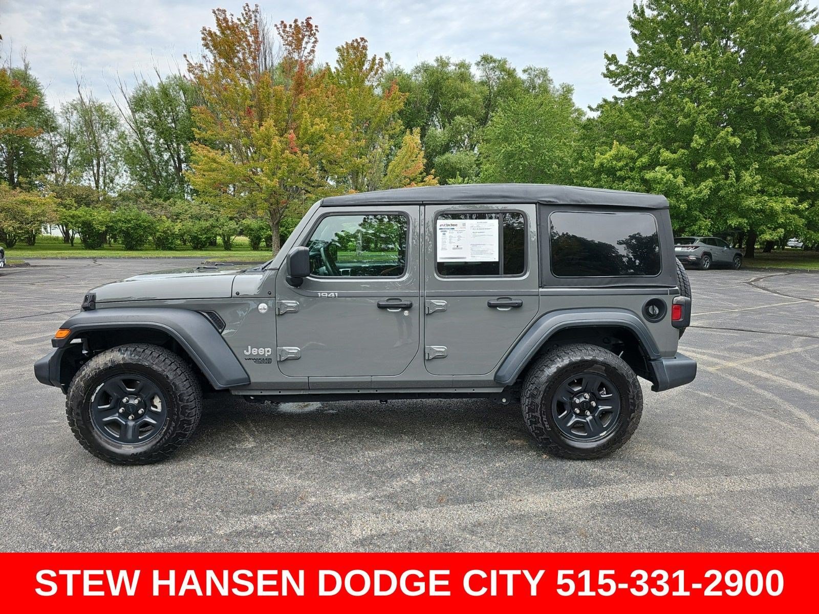 Used 2018 Jeep Wrangler Unlimited Sport AWD/4WD image 1