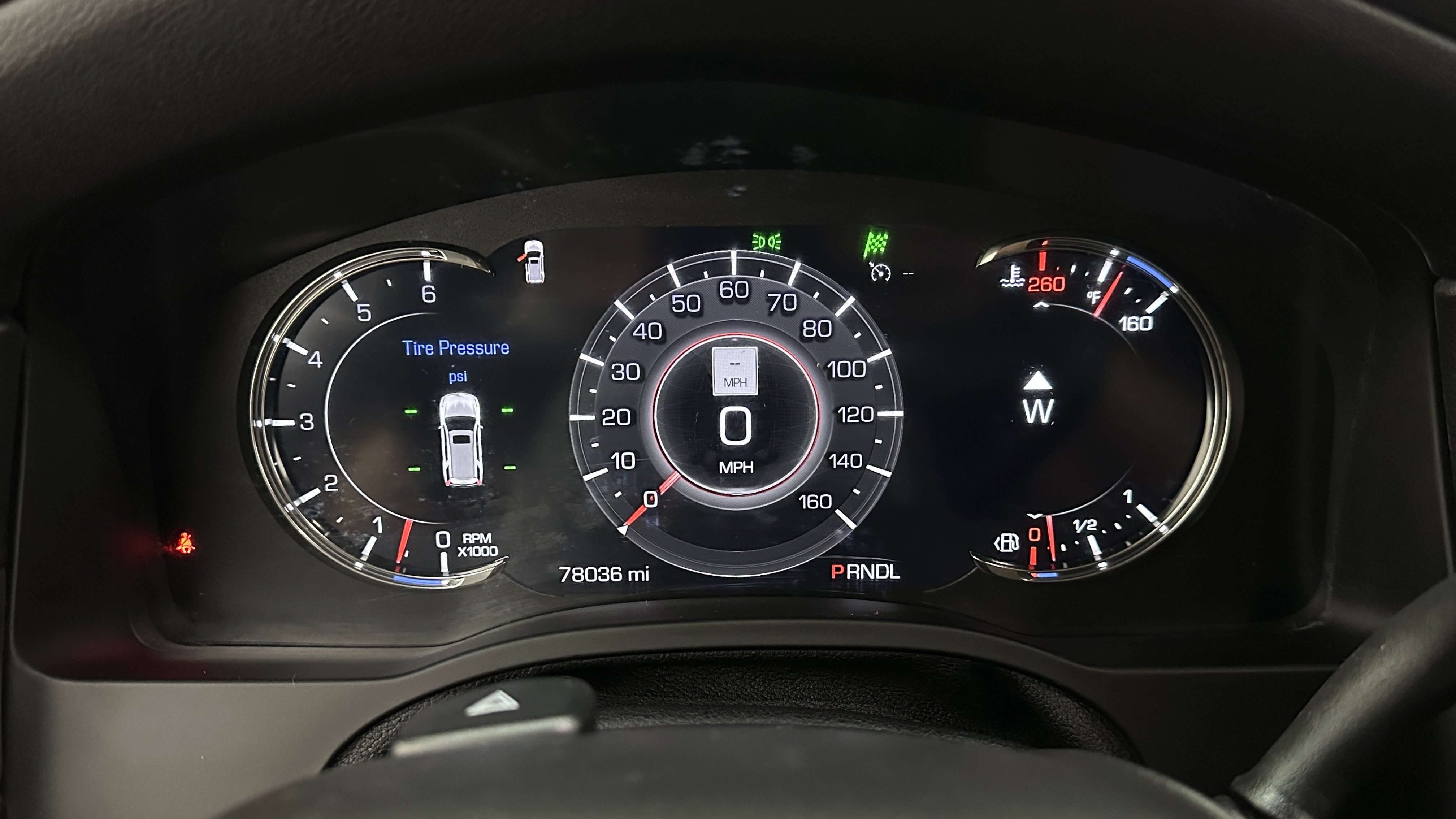 Used 2018 Cadillac Escalade ESV 4WD image 21
