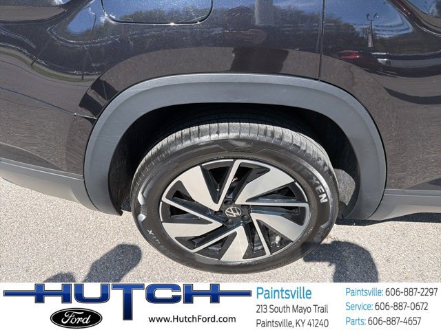 Used 2025 Volkswagen Atlas SE AWD/4WD image 17
