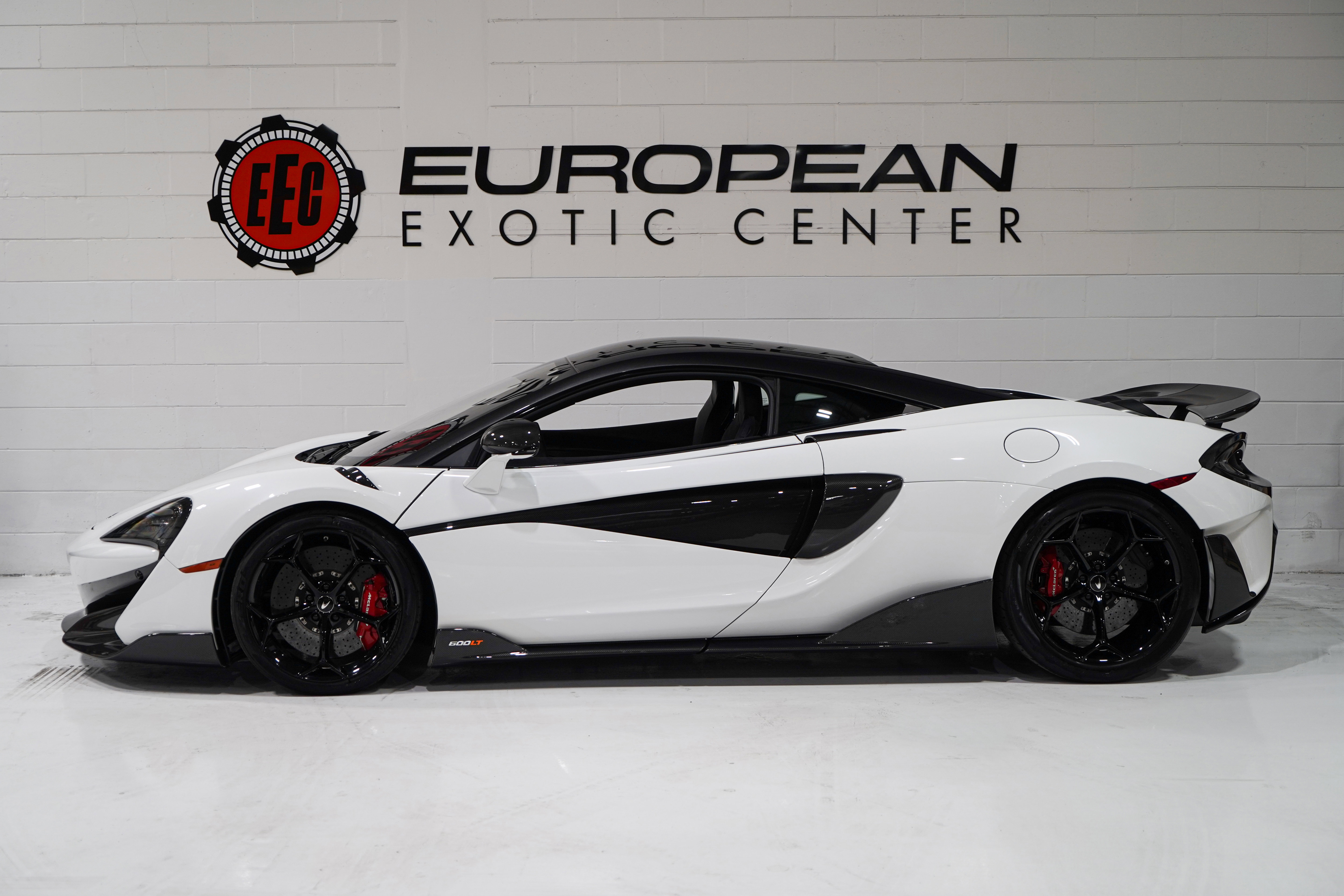 Used 2019 McLaren 600LT RWD image 7