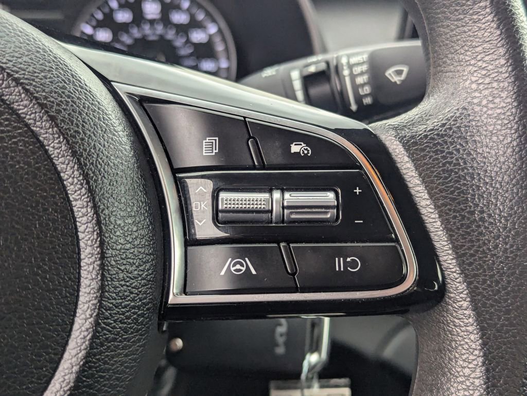 Used 2024 Kia Forte LXS image 18