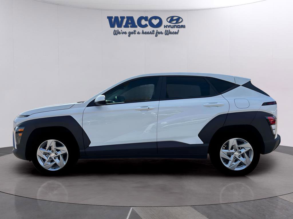 Used 2026 Hyundai Kona SE image 3
