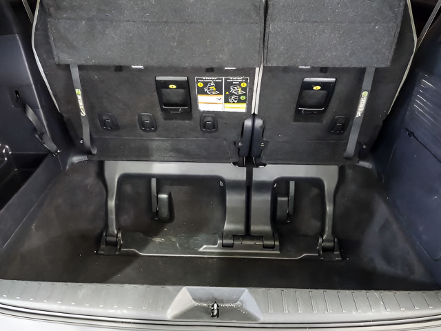 Certified 2025 Toyota Sienna LE FWD image 23