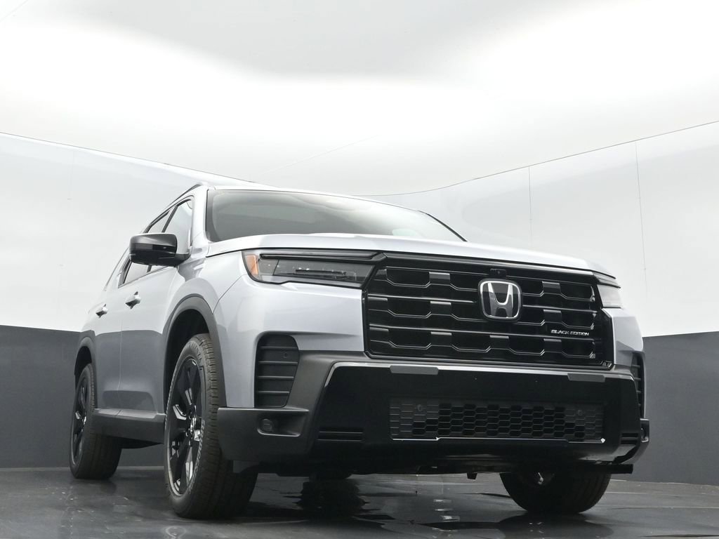 New 2026 Honda Pilot Black Edition image 5