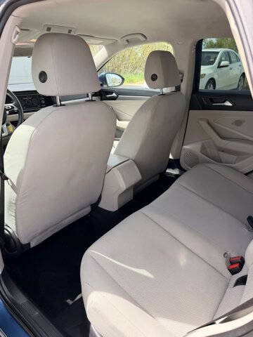 Used 2019 Volkswagen Jetta S image 22