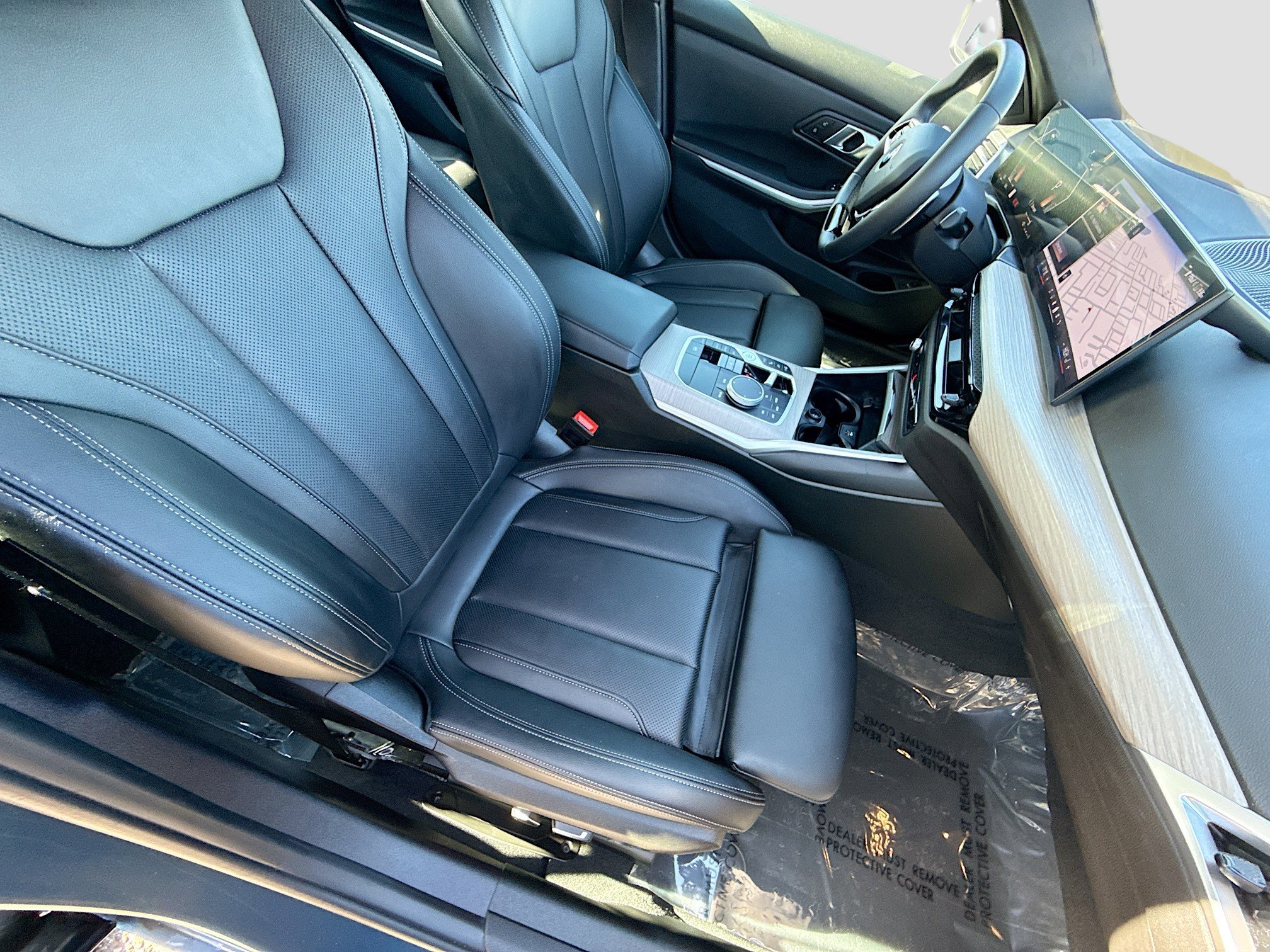 Used 2025 BMW 330i Sedan image 15