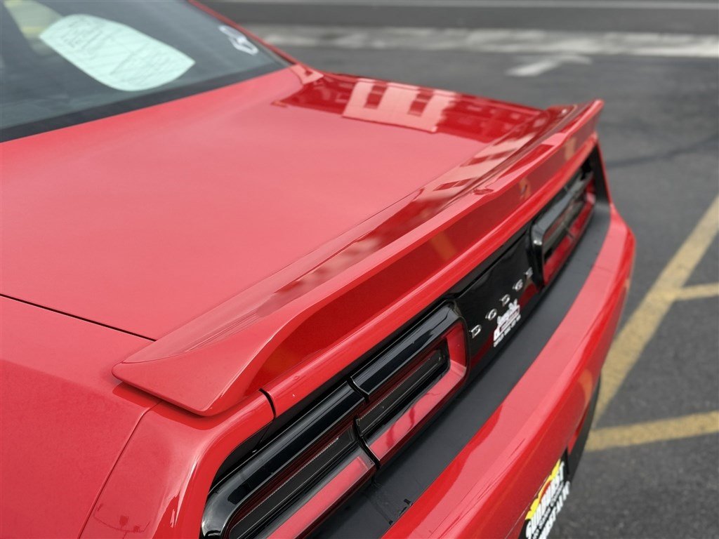 Used 2022 Dodge Challenger R/T w/ Plus Package image 15