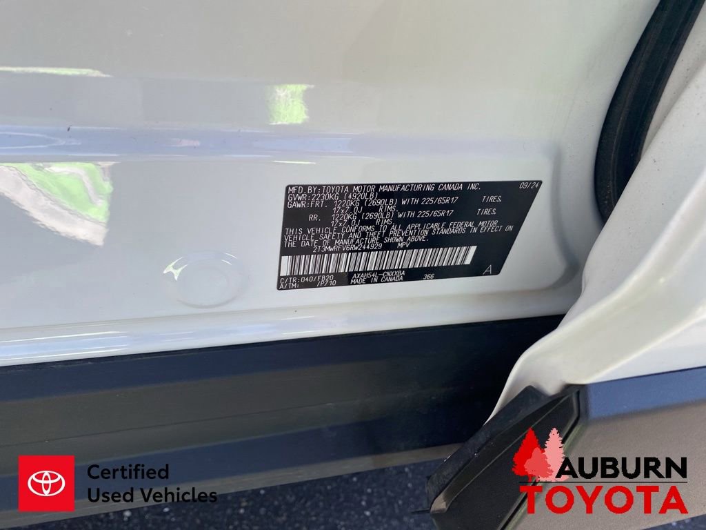 Certified 2024 Toyota RAV4 LE AWD/4WD image 29