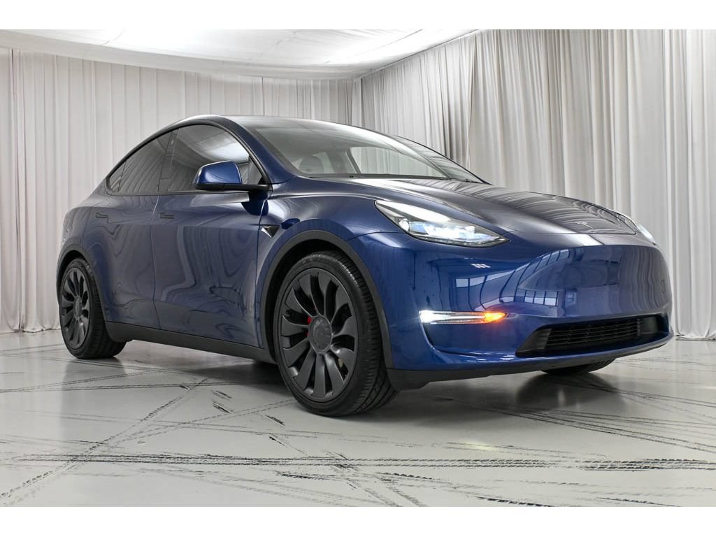 Used 2023 Tesla Model Y Performance AWD/4WD image 2