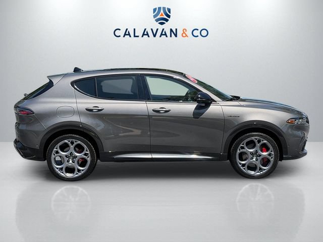 Used 2024 Alfa Romeo Tonale Veloce w/ Active Assist Package AWD/4WD image 8