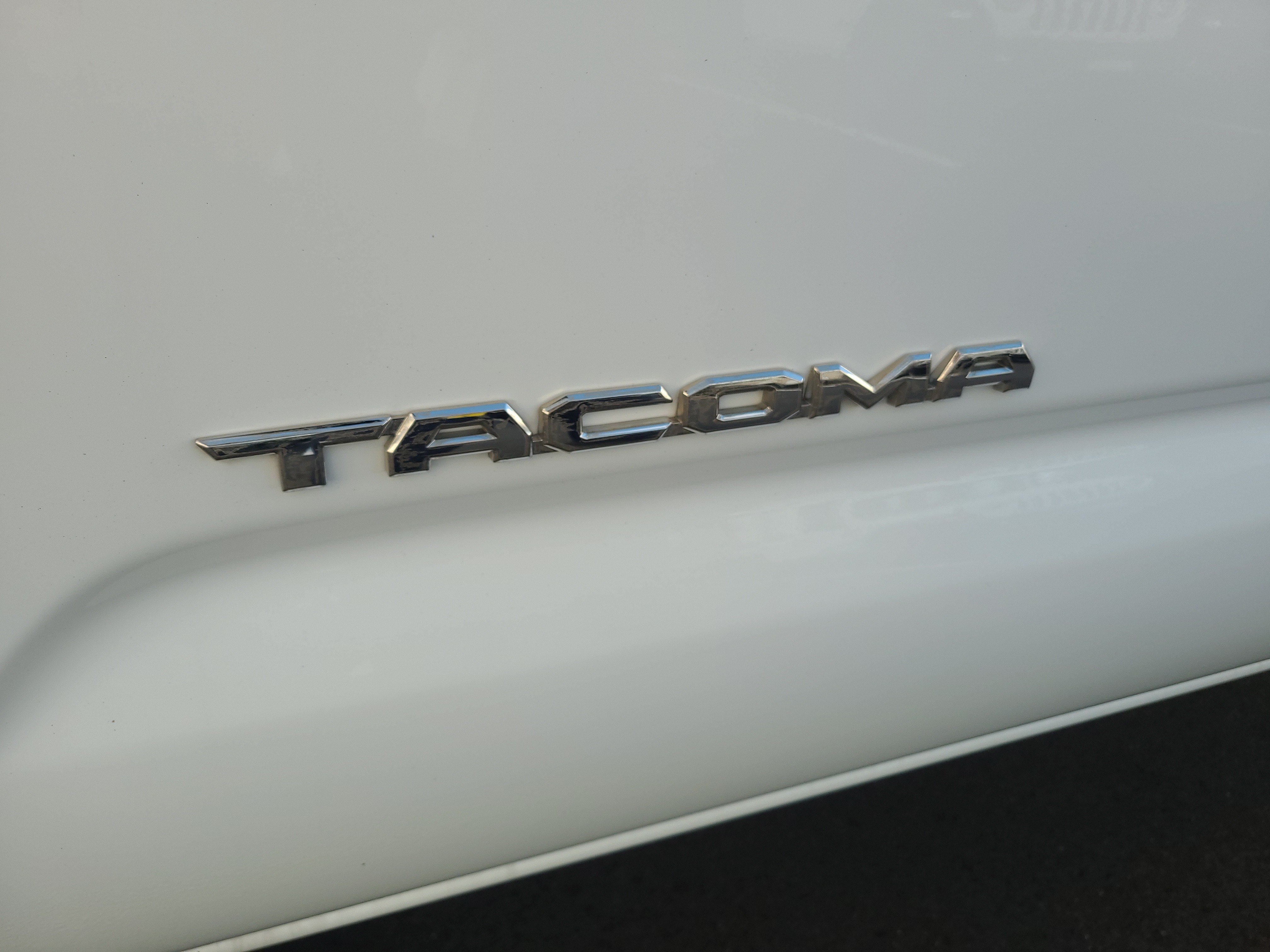 Certified 2019 Toyota Tacoma SR5 AWD/4WD image 29