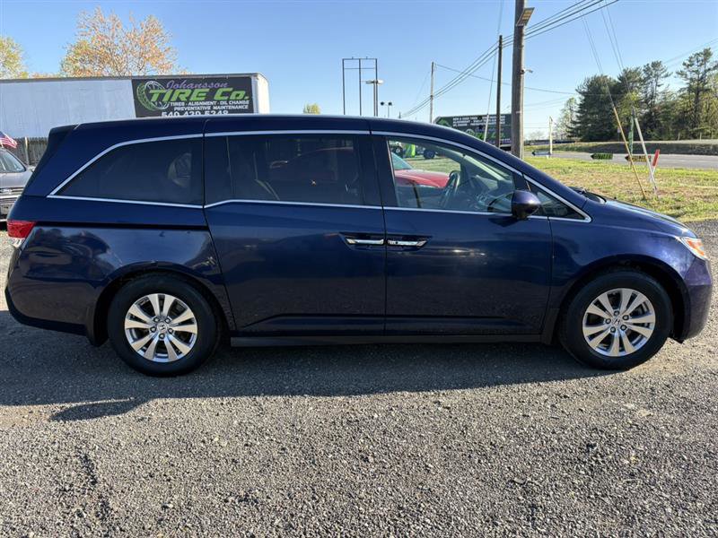 Used 2016 Honda Odyssey SE image 4