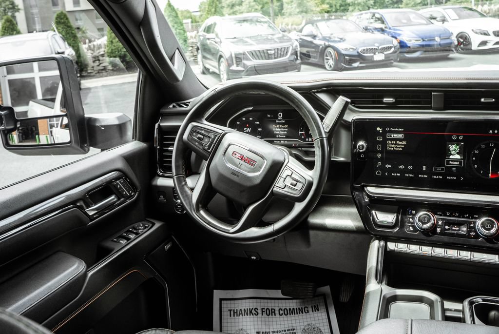 Used 2024 GMC Sierra 2500 AT4 w/ AT4 Preferred Package AWD/4WD image 13