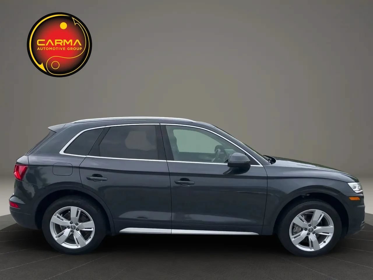 Used 2019 Audi Q5 2.0T Premium w/ Convenience Package AWD/4WD image 8