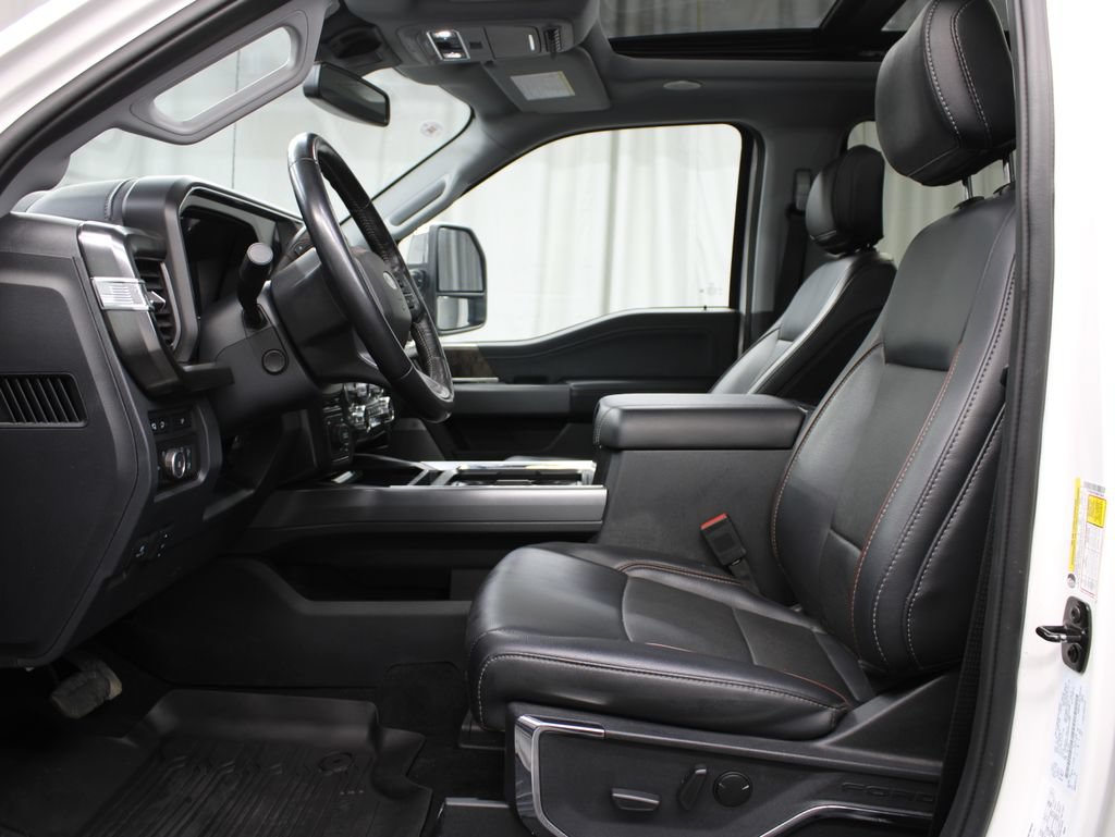 Used 2024 Ford F350 Lariat w/ Lariat Ultimate Package AWD/4WD image 15