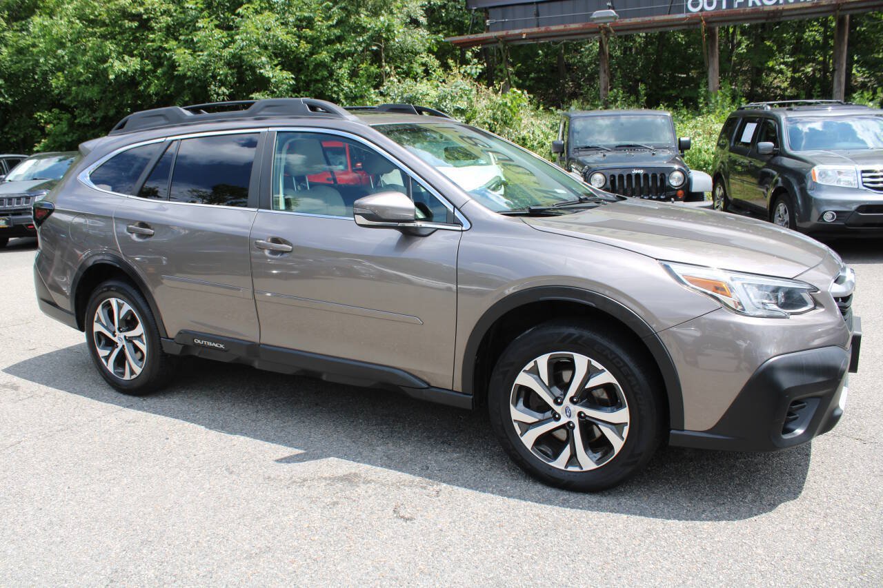 Used 2021 Subaru Outback Limited XT AWD/4WD image 5