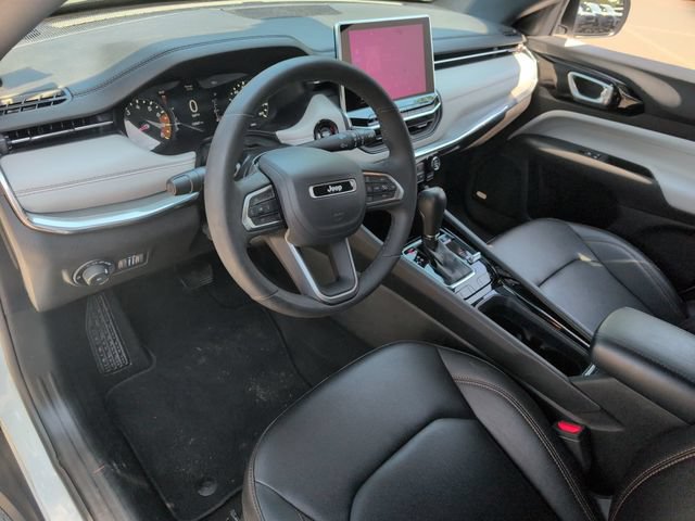 Certified 2024 Jeep Compass Limited w/ Sun and Sound Group AWD/4WD image 10