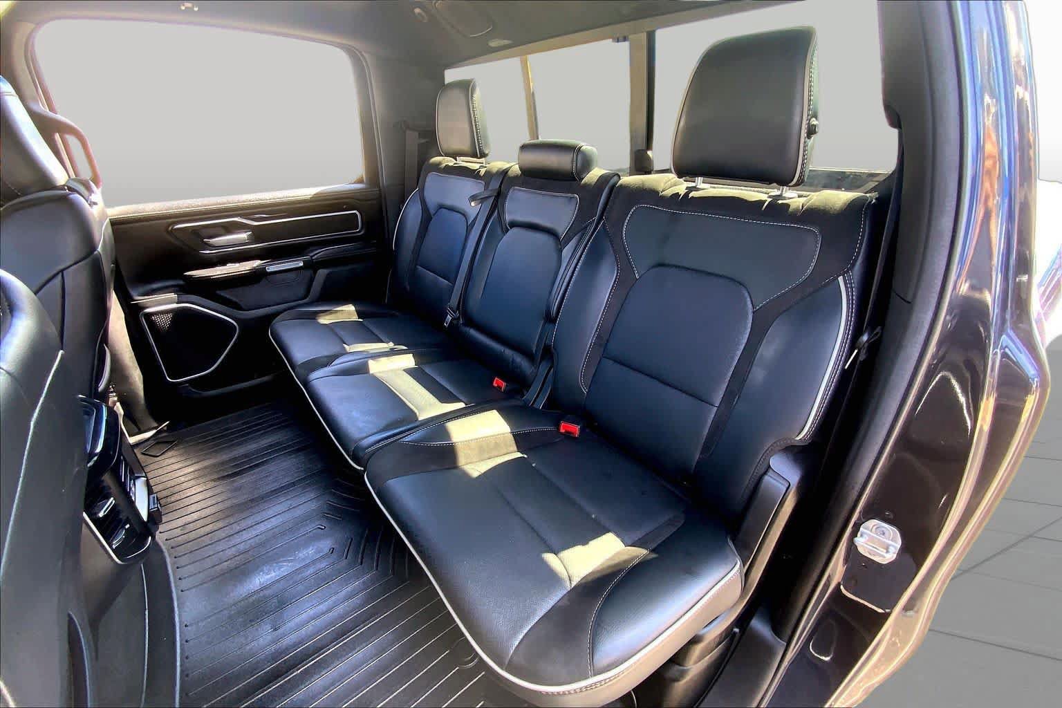 Used 2020 RAM 1500 Laramie w/ Sport Appearance Package AWD/4WD image 21