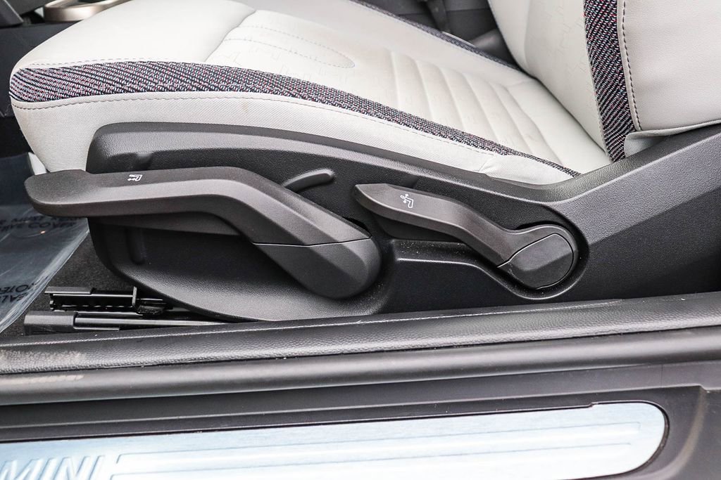 Used 2025 MINI Cooper S image 20