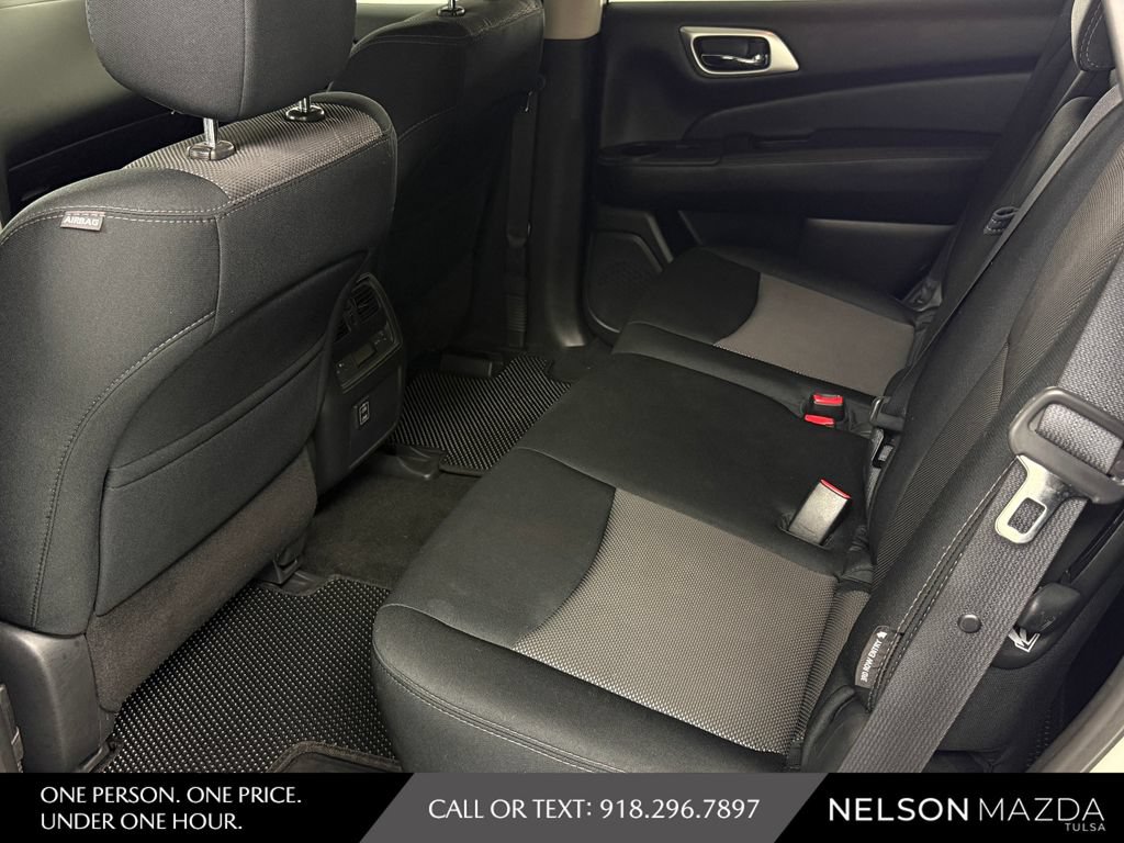 Used 2018 Nissan Pathfinder S FWD image 32