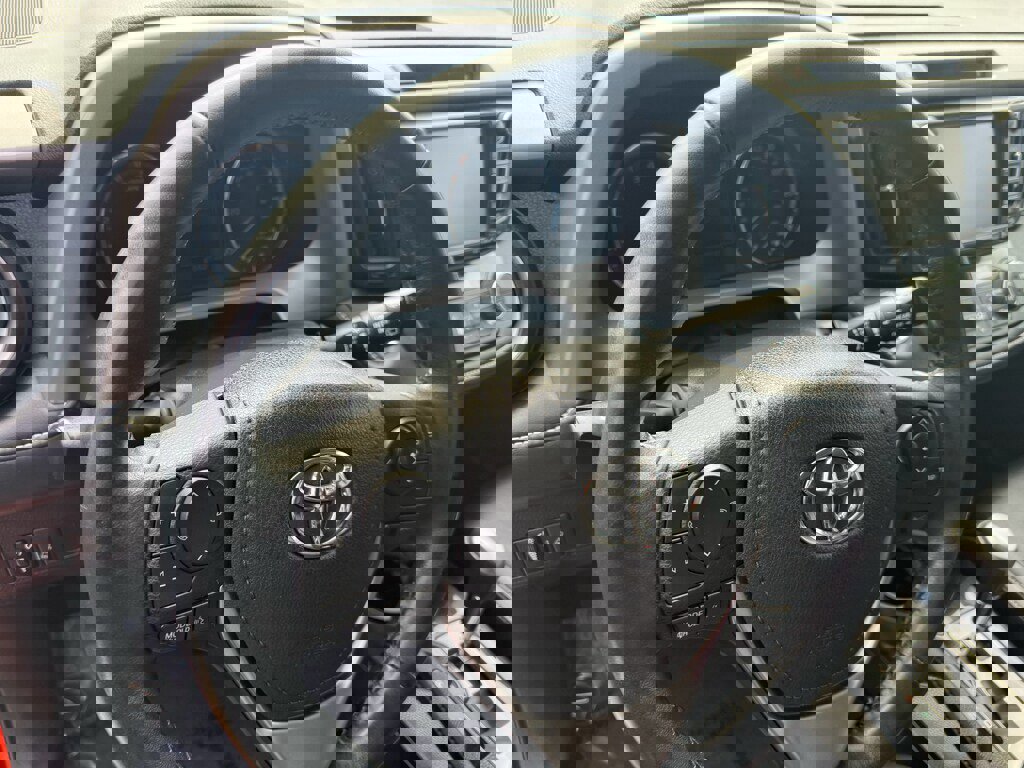 Used 2016 Toyota RAV4 Limited w/ Advanced Technology Package image 13