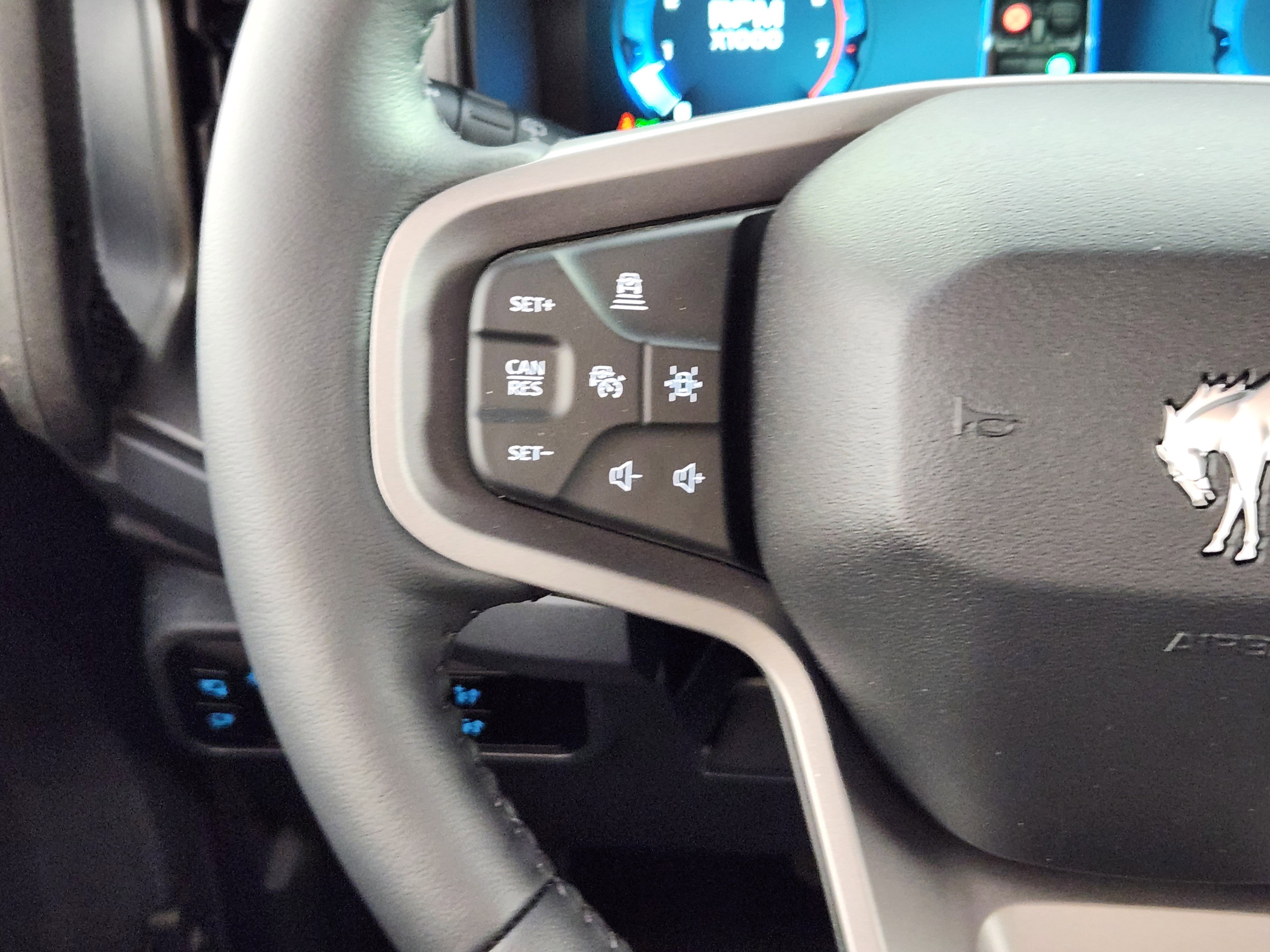 New 2025 Ford Bronco Badlands image 18