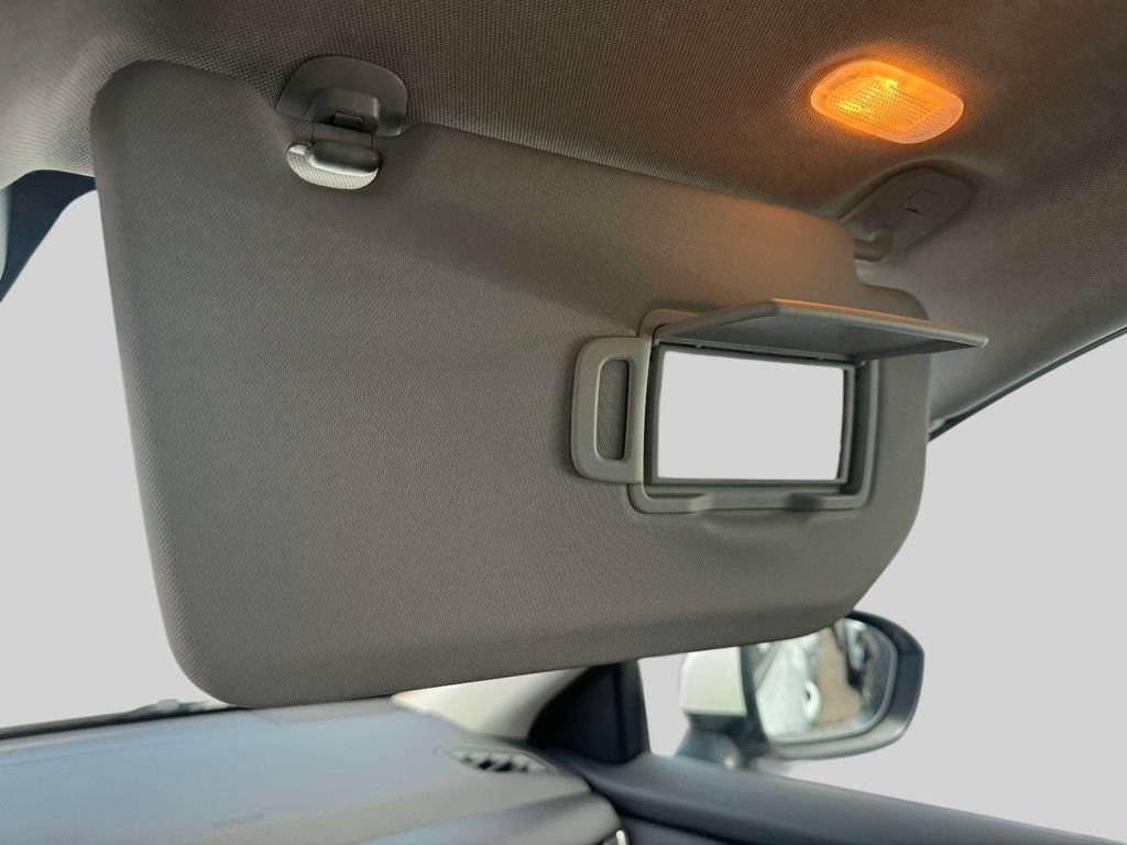 Certified 2025 Nissan Rogue SV AWD/4WD image 30