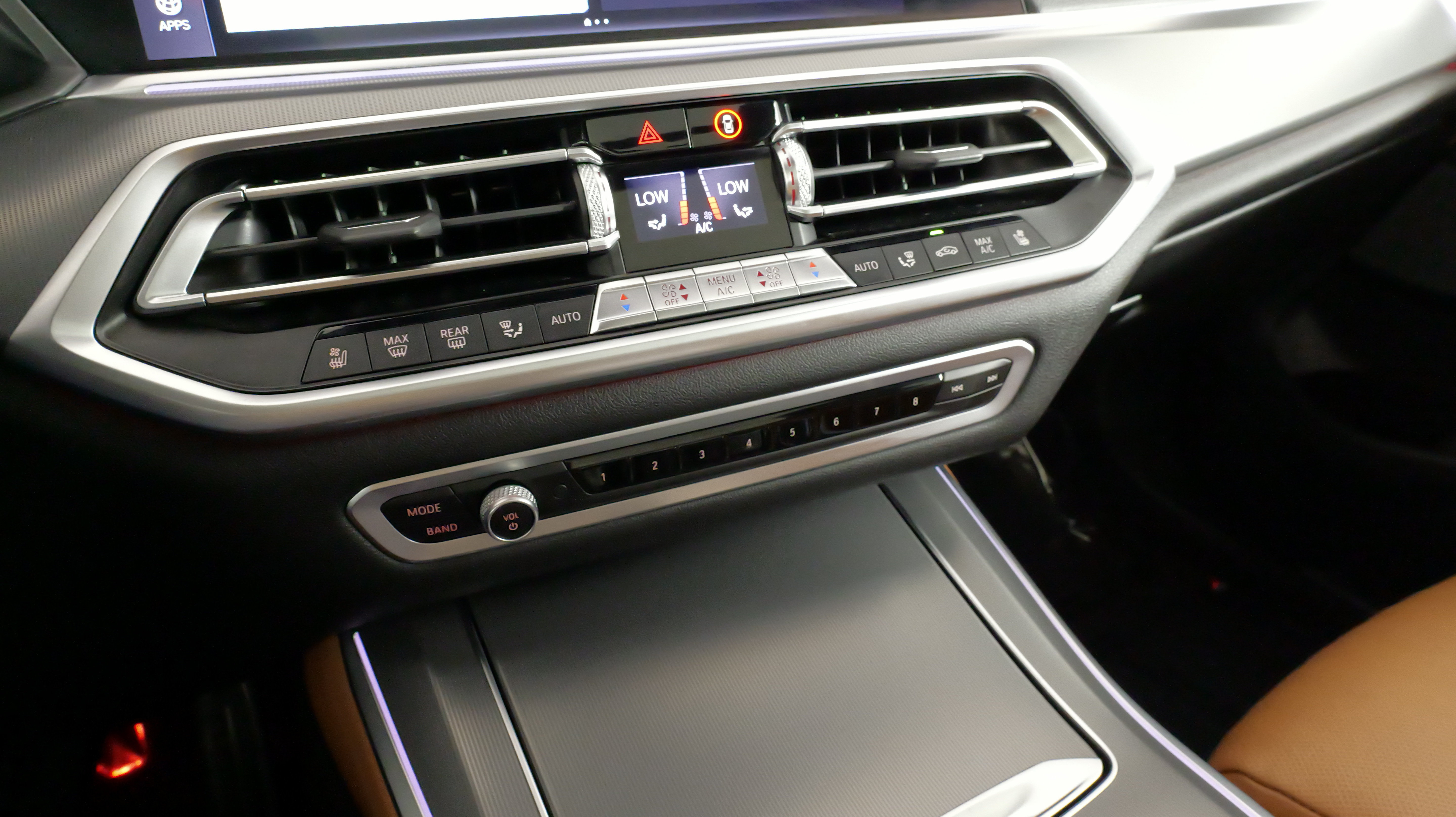 Used 2020 BMW X5 xDrive40i w/ M Sport Package AWD/4WD image 50