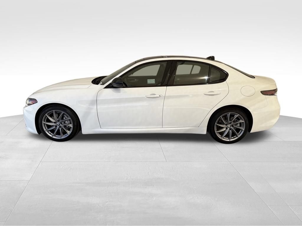 New 2025 Alfa Romeo Giulia RWD image 12