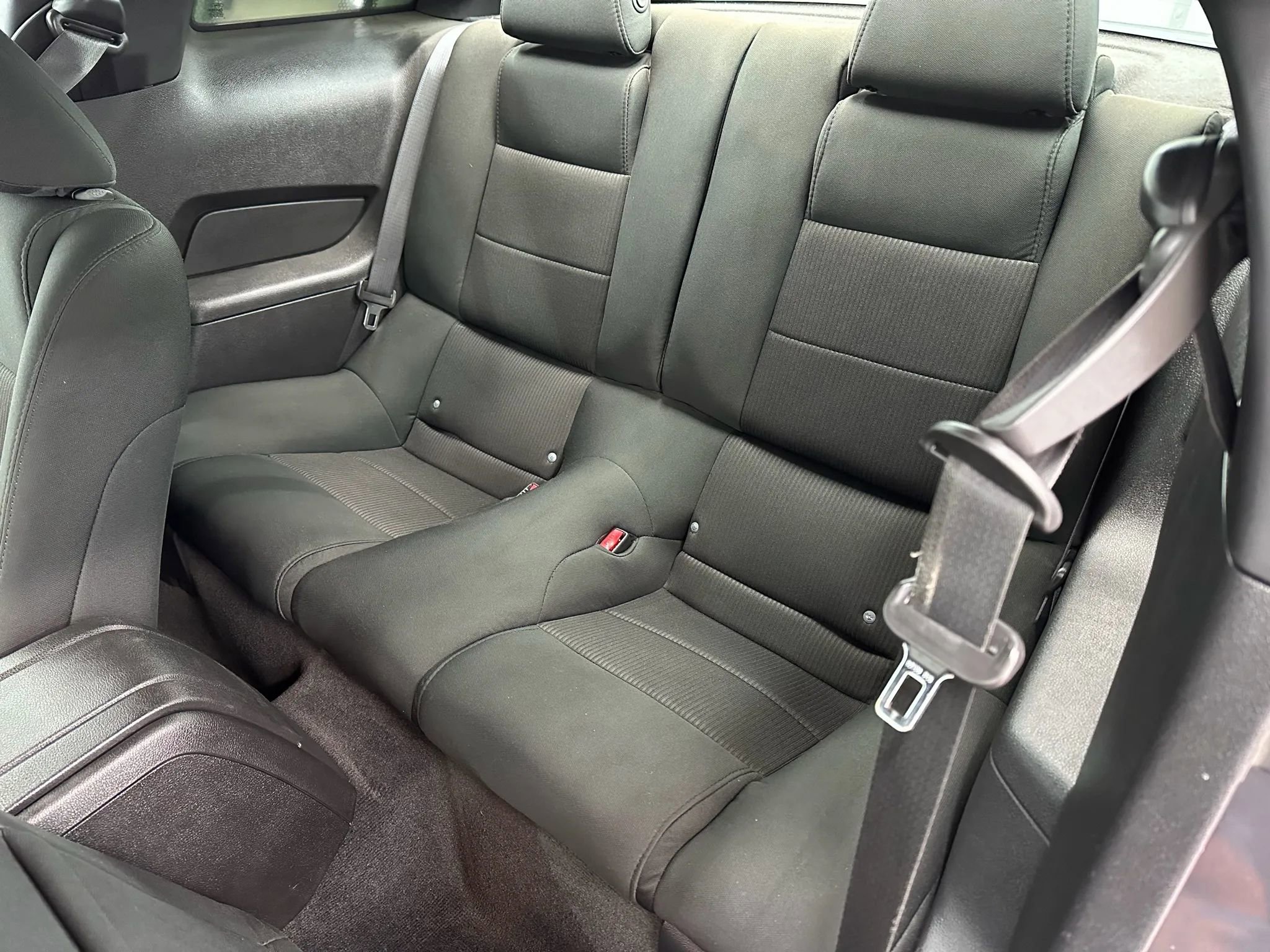 Used 2011 Ford Mustang Coupe image 12