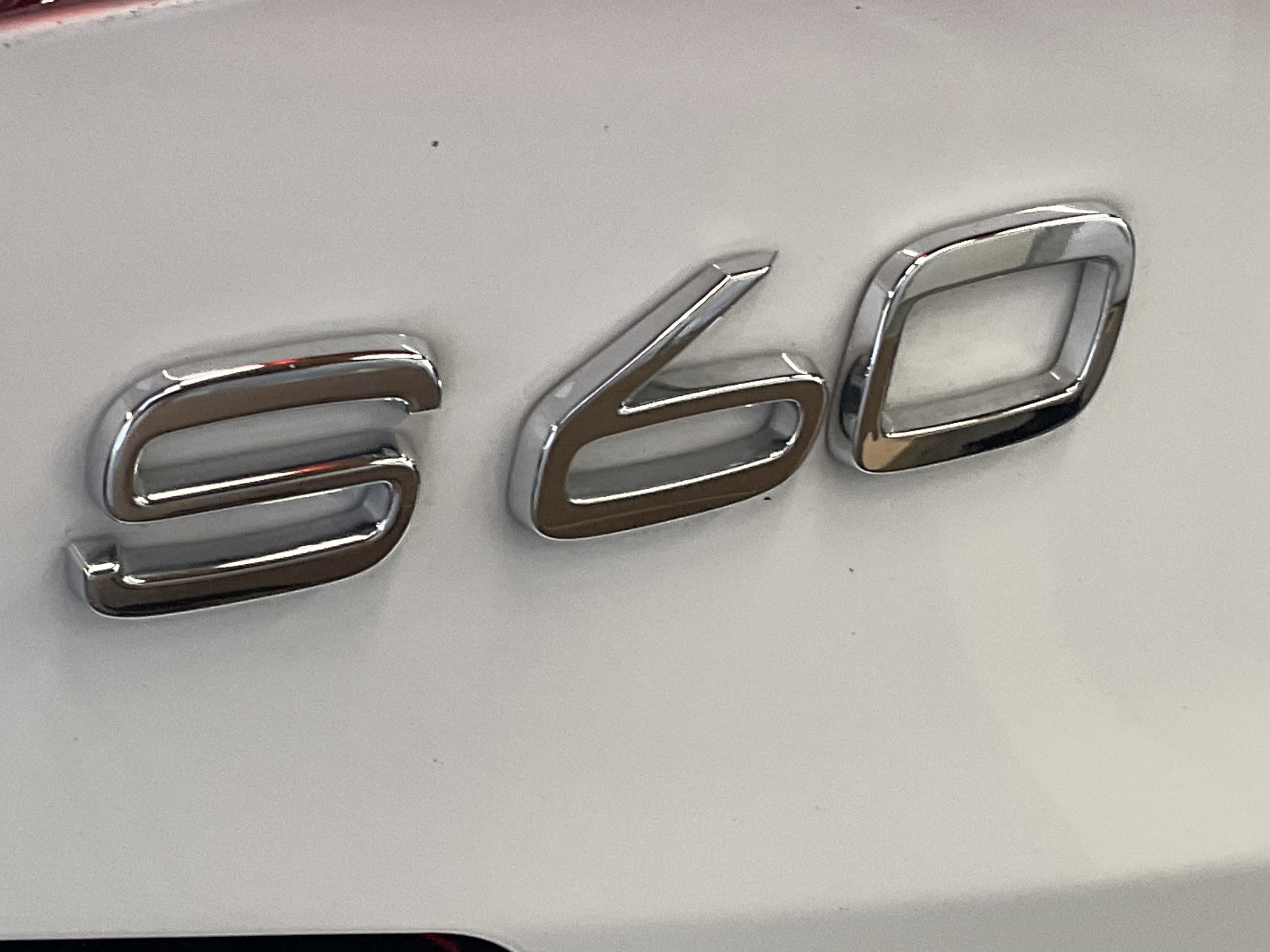 Used 2021 Volvo S60 T8 Inscription AWD/4WD image 7